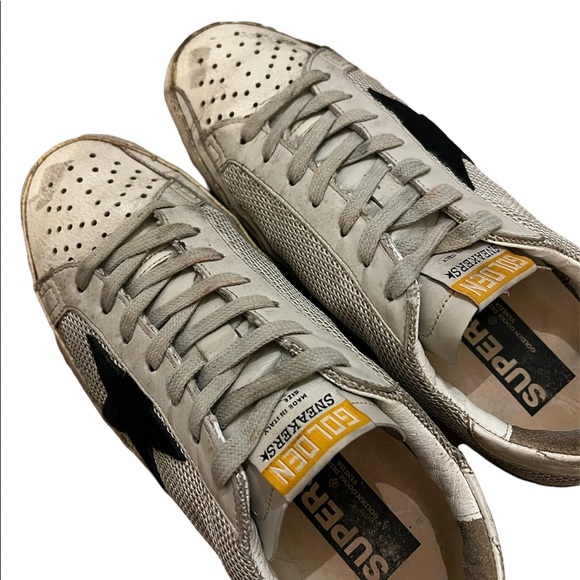 Golden Goose Sneakers - Picture 5 of 7